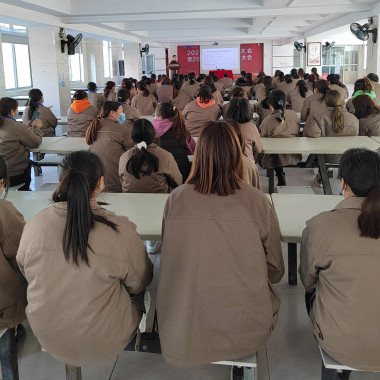 腾博会官网电气集团举行“女性魅力课堂”